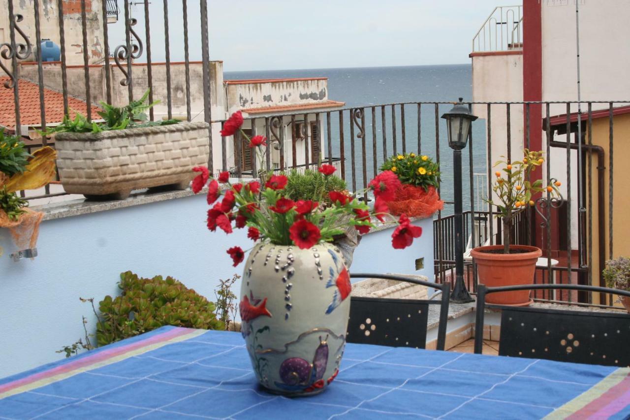 Casa Vacanze Aloha Giardini Naxos Exteriör bild