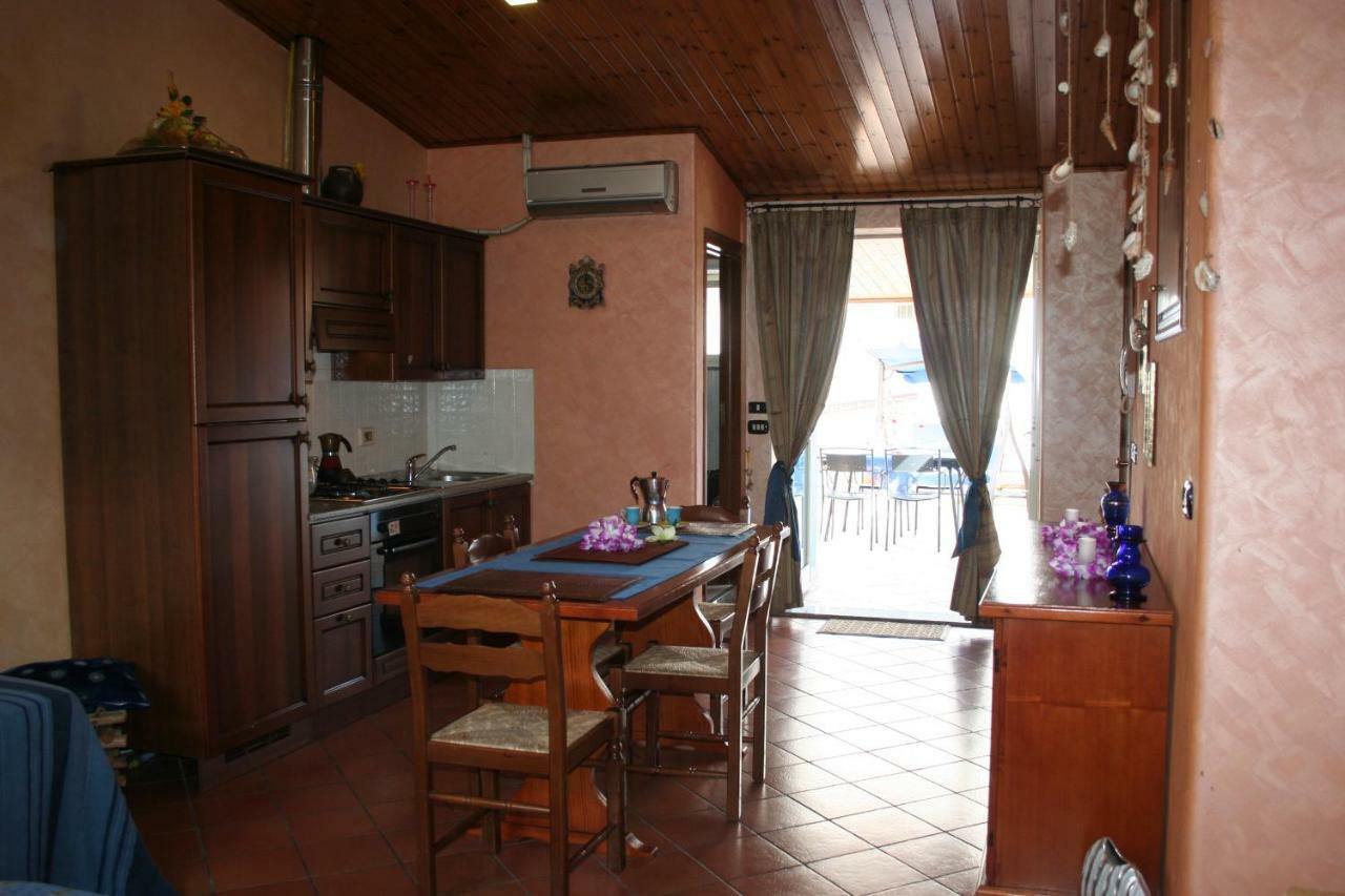 Casa Vacanze Aloha Giardini Naxos Exteriör bild