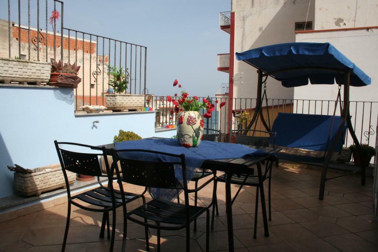 Casa Vacanze Aloha Giardini Naxos Exteriör bild
