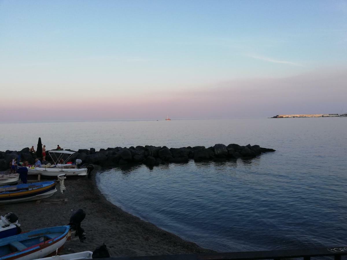 Casa Vacanze Aloha Giardini Naxos Exteriör bild
